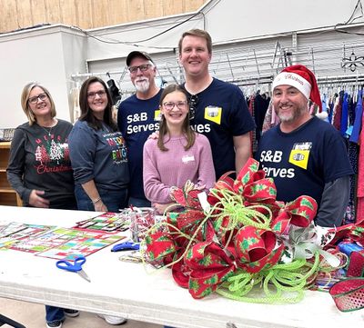 S&B Volunteers at the Kids Christmas Shopping Day