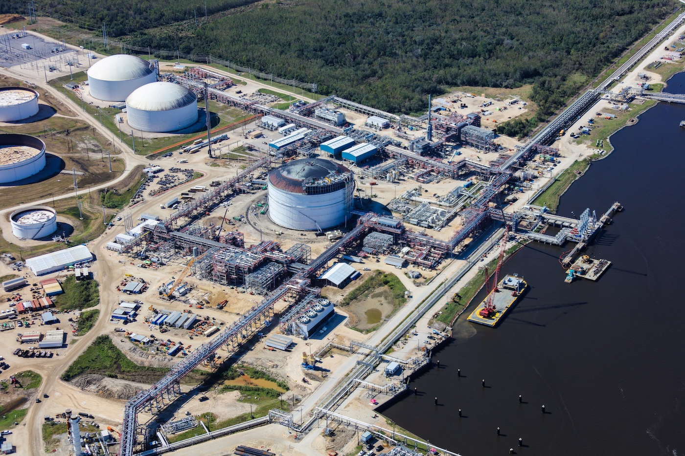 An aerial view of an NGL facility S&B engineered and constructed through its EPC services